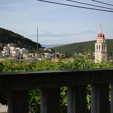 Visilo Stone House Pucisca