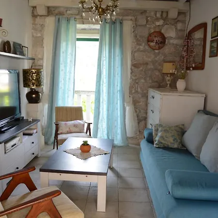Visilo Stone House Holiday home