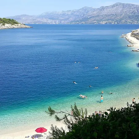 Dalmatian Stone House * Pučišća