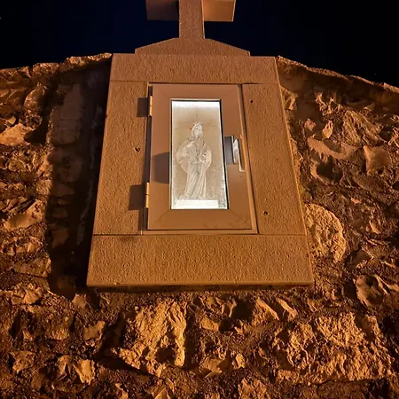Visilo Heritage Stone House - A 300-year-old Legacy In The Heart Of *
