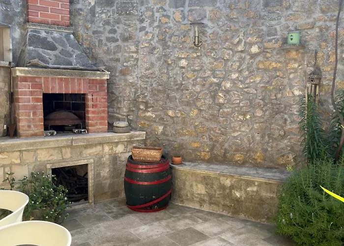 Visilo Heritage Stone House - A 300-year-old Legacy In The Heart Of Ferienhaus *