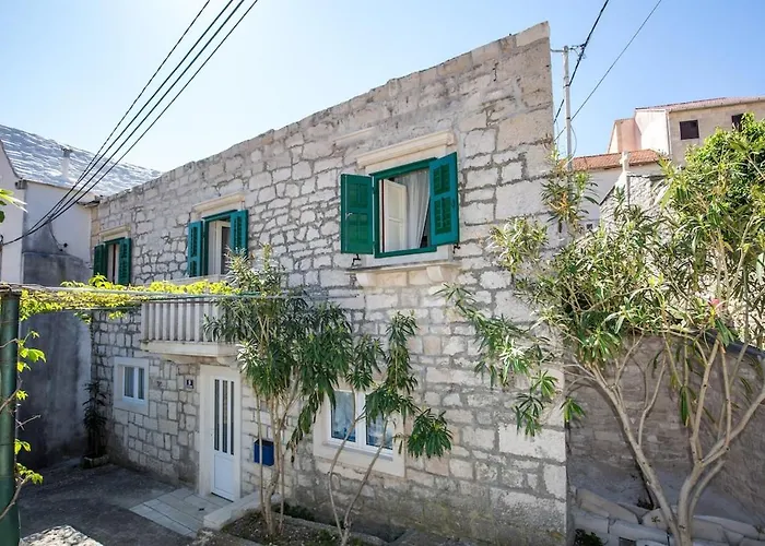 Visilo Heritage Stone House - A 300-year-old Legacy In The Heart Of Ferienhaus *