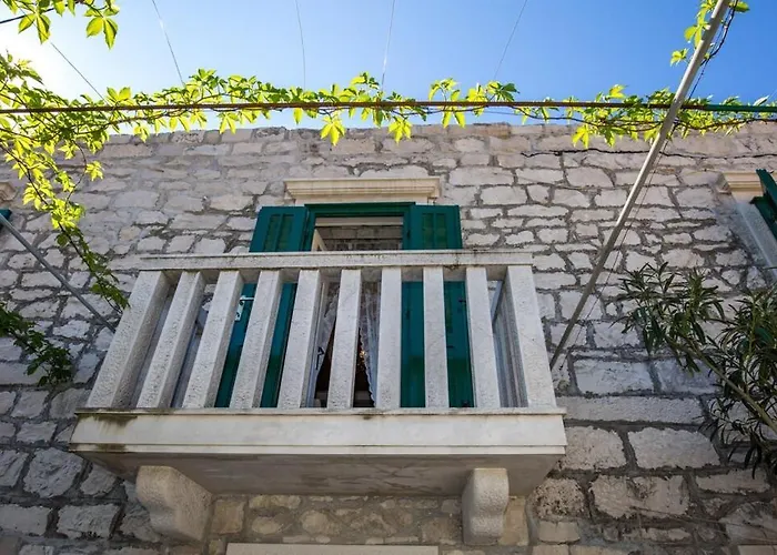 Visilo Heritage Stone House - A 300-year-old Legacy In The Heart Of Ferienhaus