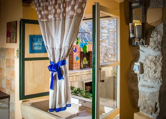 Ferienhaus Visilo Heritage Stone House - A 300-year-old Legacy In The Heart Of