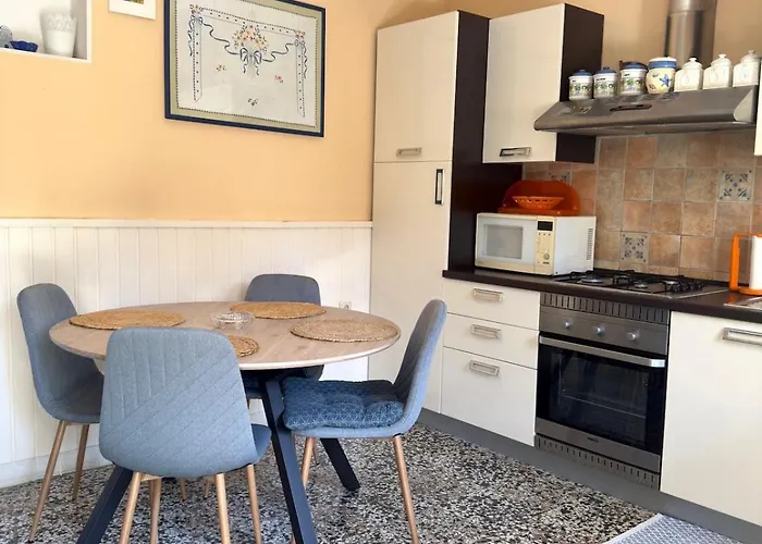 Visilo Heritage Stone House - A 300-year-old Legacy In The Heart Of Ferienhaus *