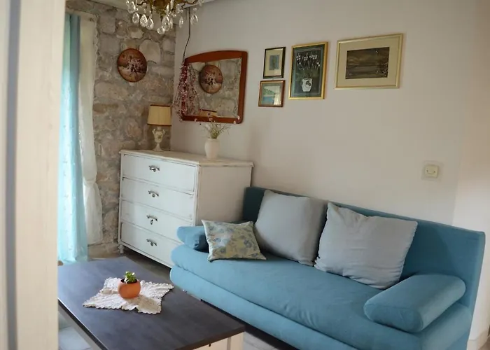 Visilo Heritage Stone House - A 300-year-old Legacy In The Heart Of * Pucisca